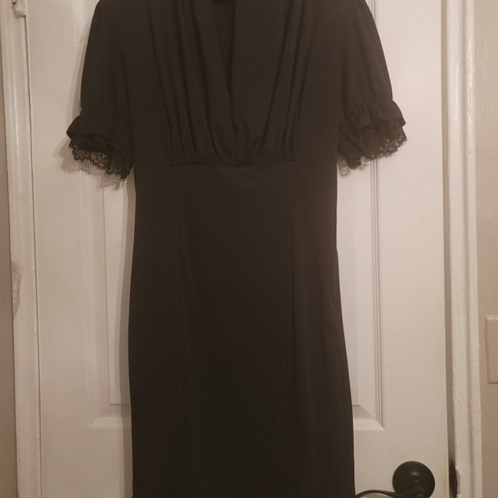SCARLETT DARKNESS Elegant Black Dress